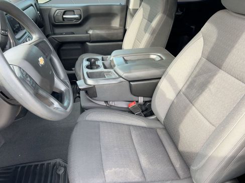 Certified 2022 Chevrolet Silverado 1500 Custom image 22