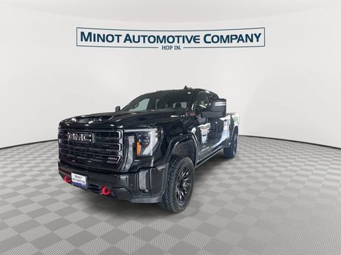 Used 2024 GMC Sierra 2500 AT4 w/ AT4 Premium Plus Package AWD/4WD image 4