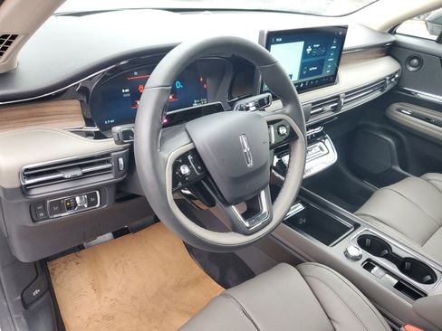 New 2026 Lincoln Corsair Grand Touring image 12