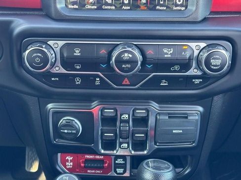 Used 2021 Jeep Wrangler Unlimited Rubicon image 14