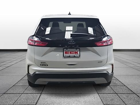 Used 2022 Ford Edge SEL w/ Convenience Package image 6