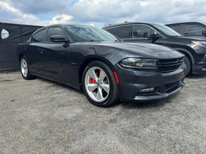 Used 2017 Dodge Charger R/T w/ Plus Group