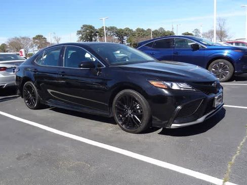 Used 2024 Toyota Camry XSE image 5