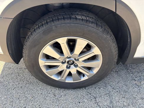 Used 2025 Hyundai Palisade SEL FWD image 33