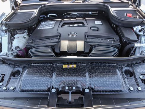 New 2026 Mercedes-Benz GLE 580 4MATIC image 12