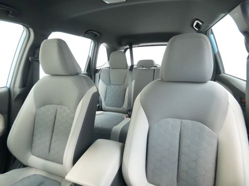 Used 2025 Subaru Forester image 13