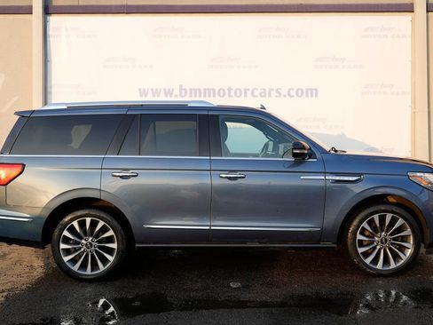 Used 2019 Lincoln Navigator Select image 7
