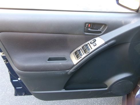 Used 2006 Pontiac Vibe w/ Security Package image 14