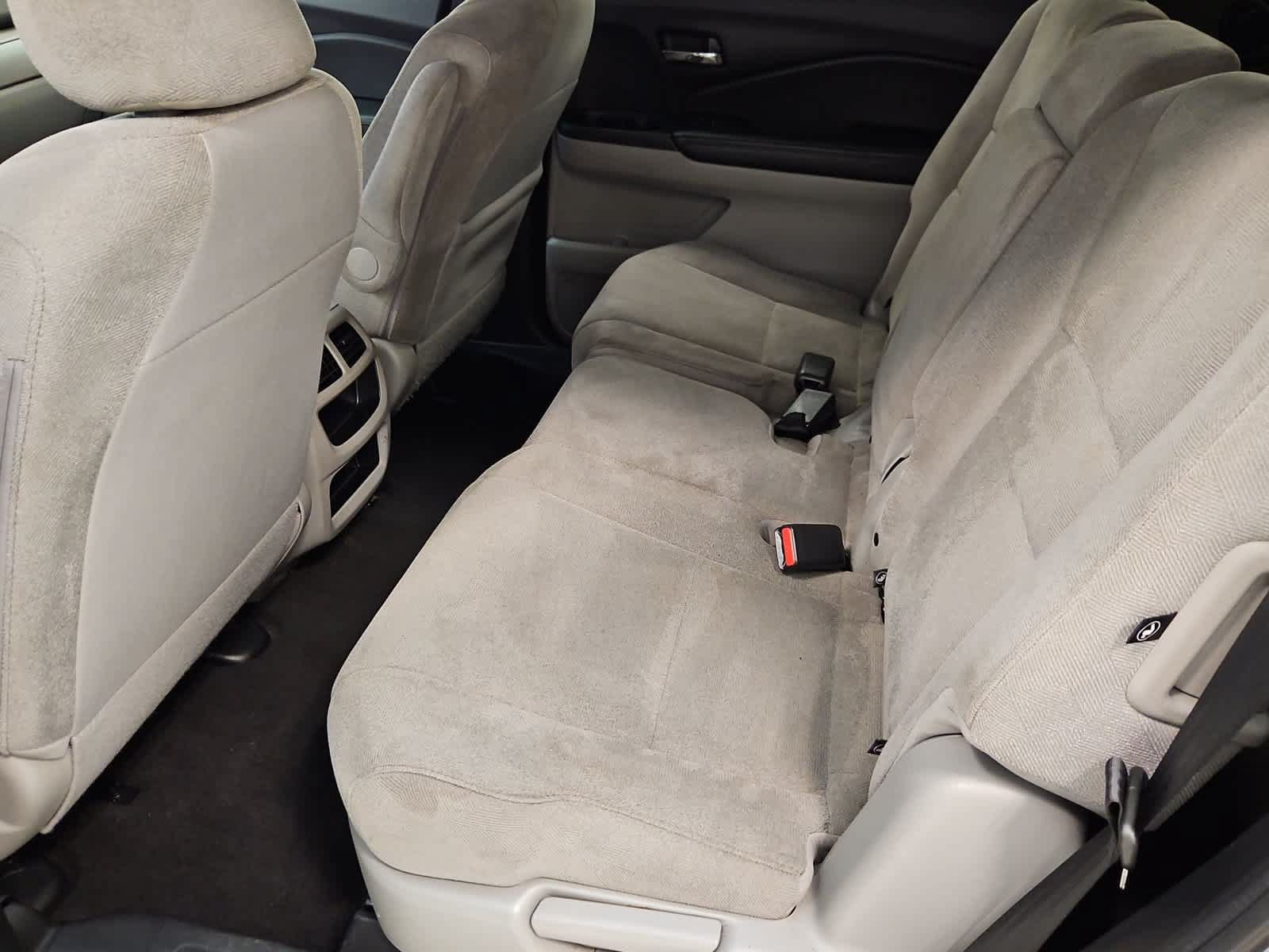 Used 2019 Honda Pilot LX image 18
