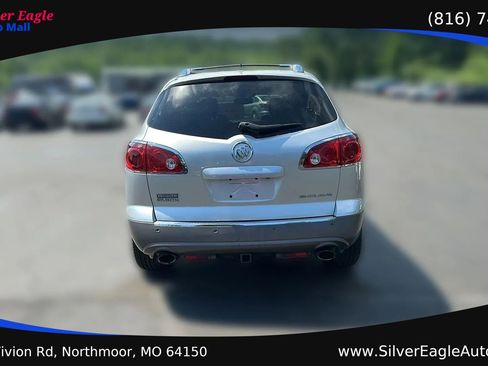 Used 2012 Buick Enclave Leather FWD image 5