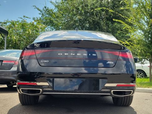 Used 2024 Genesis G90 3.5T AWD/4WD image 9