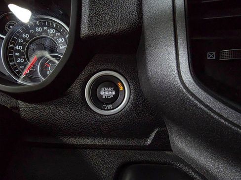 Used 2024 RAM 3500 Tradesman w/ Chrome Appearance Group image 25