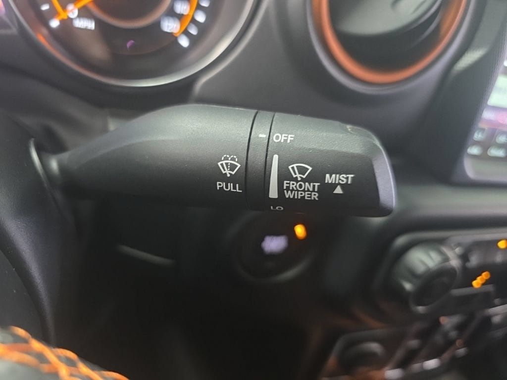 Used 2023 Jeep Gladiator Mojave w/ Cold Weather Group AWD/4WD image 33