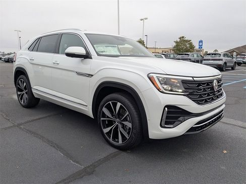 New 2026 Volkswagen Atlas Cross Sport SEL Premium R-Line image 3