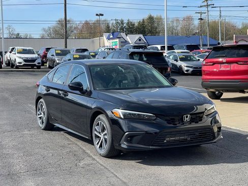 Used 2024 Honda Civic LX image 1