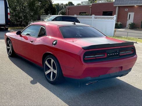 Used 2016 Dodge Challenger R/T Plus RWD image 3