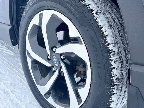 Used 2023 Subaru Forester Touring image 7