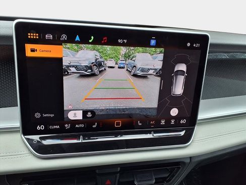 New 2026 Volkswagen Tiguan SE image 18