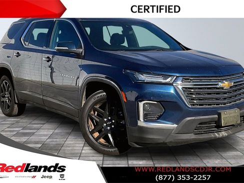 Used 2023 Chevrolet Traverse LT image 1