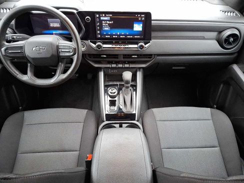 Used 2024 Chevrolet Colorado Trail Boss image 11