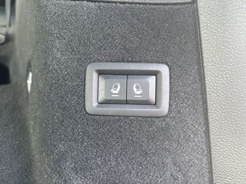 Used 2023 Jeep Grand Cherokee L Overland AWD/4WD image 38