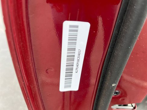 Used 2025 Chevrolet Trax LT image 27