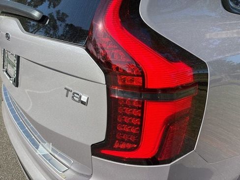 New 2026 Volvo XC90 T8 Ultra w/ Protection Package Premier AWD/4WD image 16