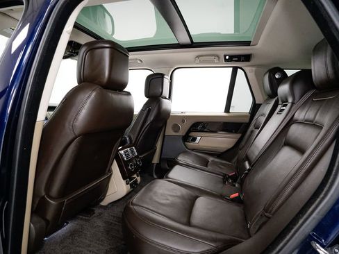 Used 2020 Land Rover Range Rover HSE image 30
