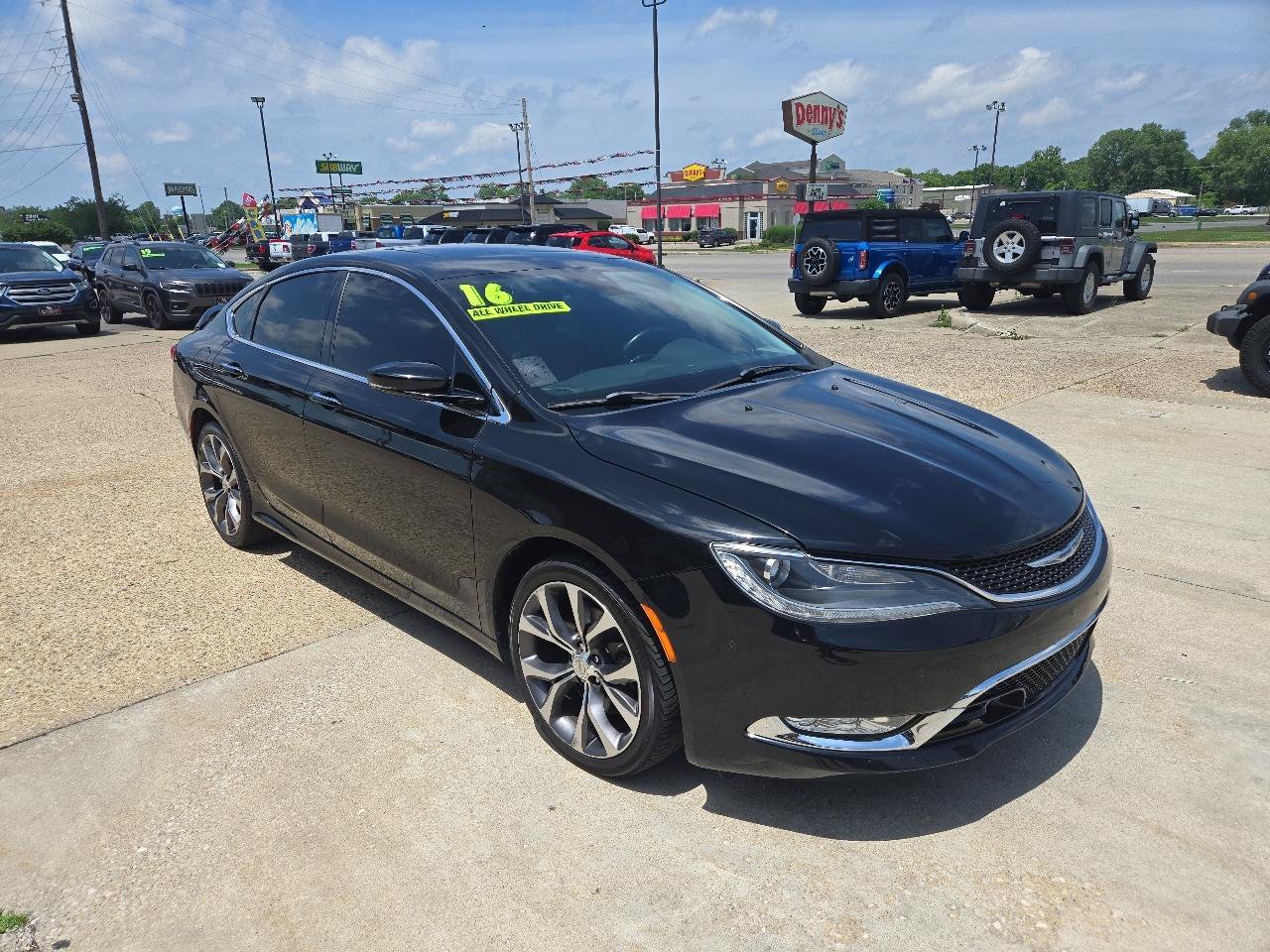 Used 2016 Chrysler 200 C w/ Premium Group AWD/4WD image 4