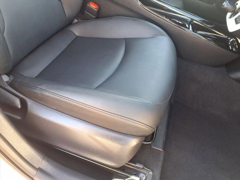 Used 2018 Toyota Prius Prime image 19