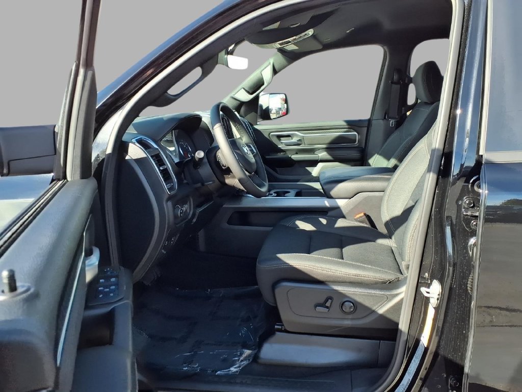 Used 2026 RAM 1500 Big Horn AWD/4WD image 19