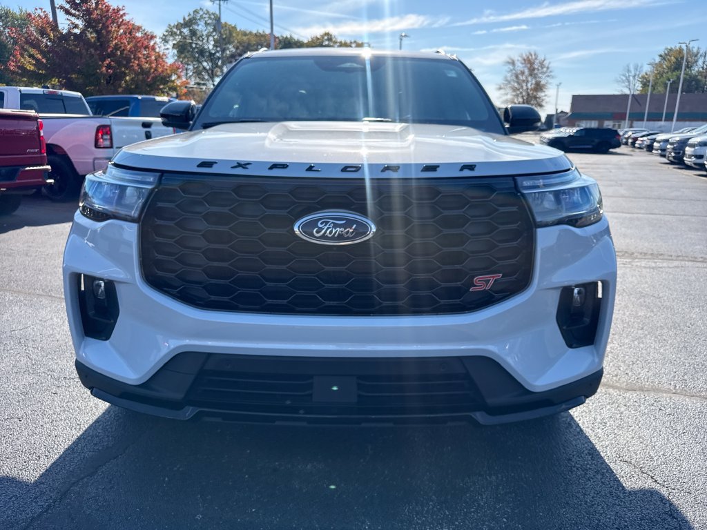Used 2026 Ford Explorer ST w/ Sun And Sound Package AWD/4WD image 3