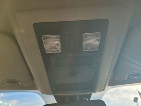 Used 2016 RAM 1500 Express image 21