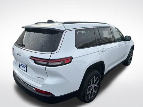 Used 2024 Jeep Grand Cherokee L Limited w/ Luxury Tech Group II image 7