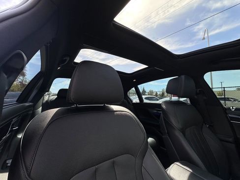 Used 2019 BMW 740i w/ Executive Package RWD image 33