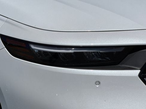 Used 2024 Honda Accord EX-L image 11