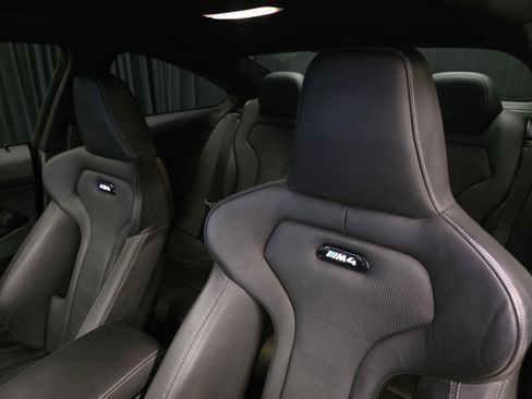Used 2018 BMW M4 Coupe RWD image 18