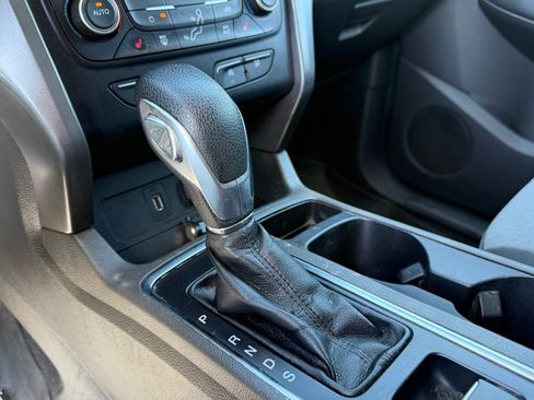 Used 2019 Ford Escape SE FWD image 22