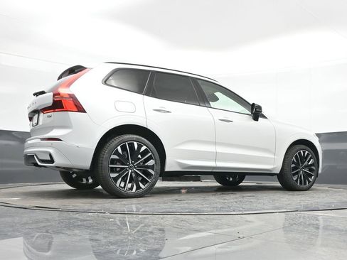 New 2026 Volvo XC60 T8 Ultra w/ Climate Package AWD/4WD image 38