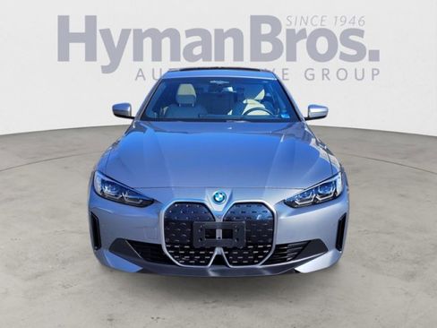 Used 2023 BMW i4 eDrive35 image 8