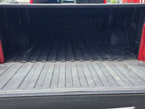 Used 2024 Chevrolet Silverado 1500 LT Trail Boss w/ LT Trail Boss Premium Package AWD/4WD image 11
