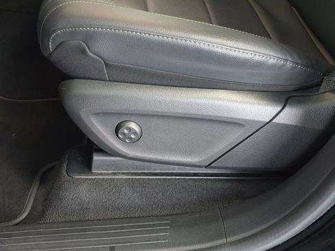 Used 2025 Mercedes-Benz GLE 350 4MATIC image 20