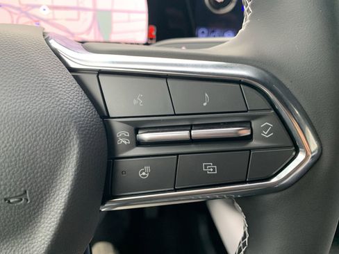 New 2026 Chevrolet Equinox EV LT FWD image 29