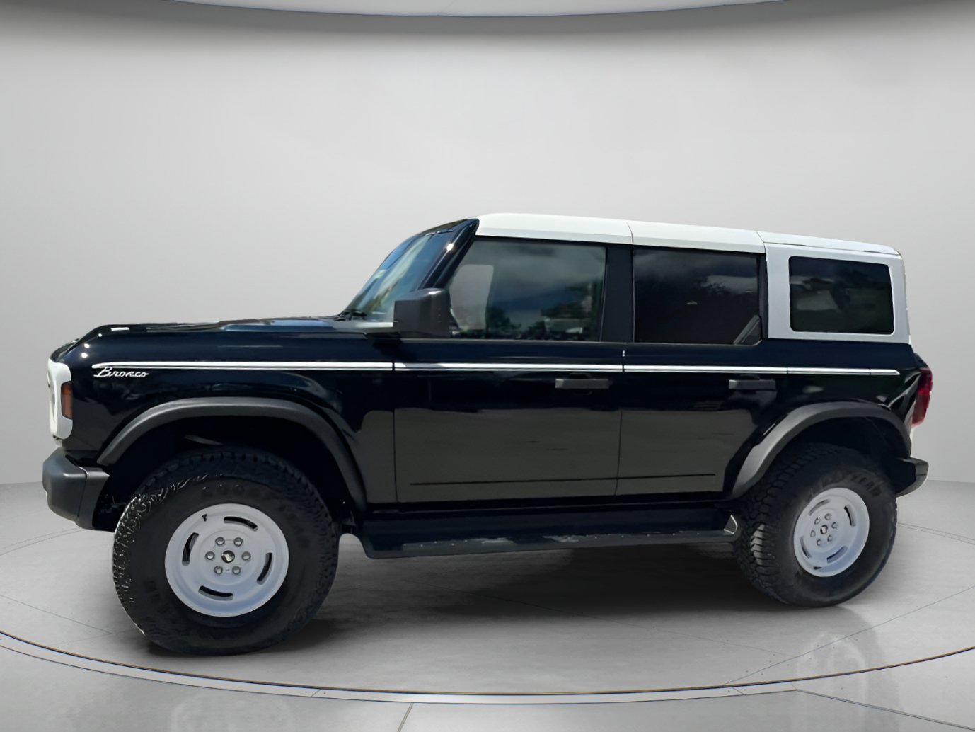 New 2026 Ford Bronco Heritage Edition AWD/4WD image 15