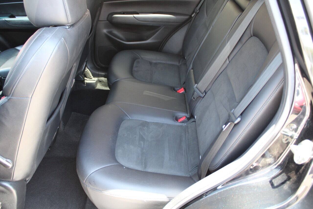 Used 2018 MAZDA CX-5 Touring w/ Preferred Equipment Package FWD image 14