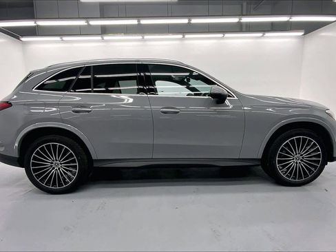 New 2026 Mercedes-Benz GLC 300 image 9