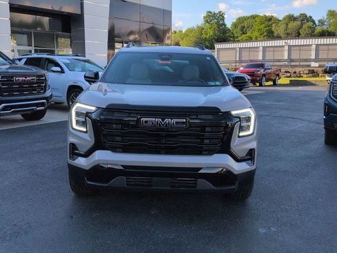 New 2026 GMC Terrain Elevation w/ Elevation Premium Package AWD/4WD image 2