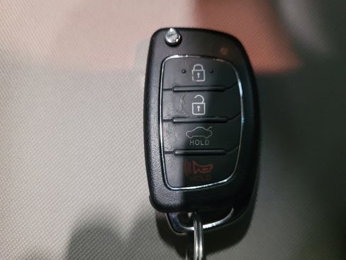 Used 2017 Hyundai Sonata SE image 32