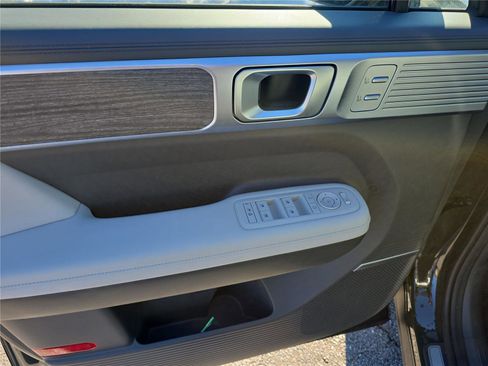 Used 2025 Hyundai Santa Fe Calligraphy image 17