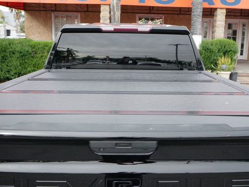 Used 2021 Chevrolet Silverado 1500 Custom Trail Boss w/ Midnight Edition image 8